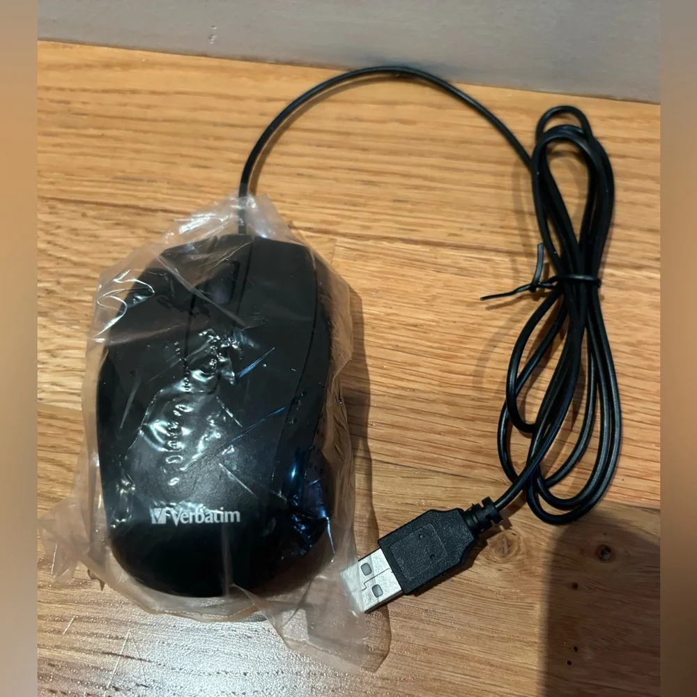 New Verbatim Wired USB Mouse In Black model#99202